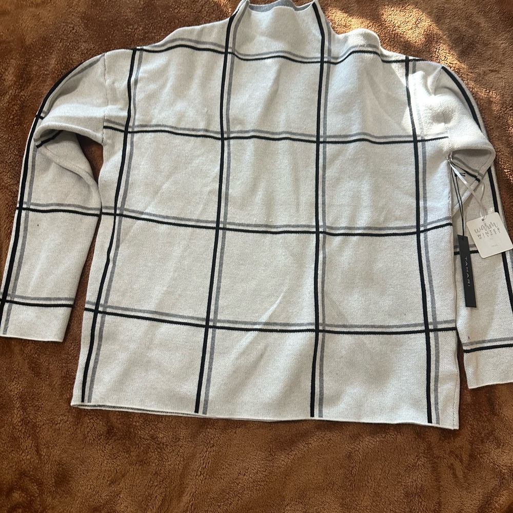 Tahari Light Gray Turtleneck Sweater with Black Grid